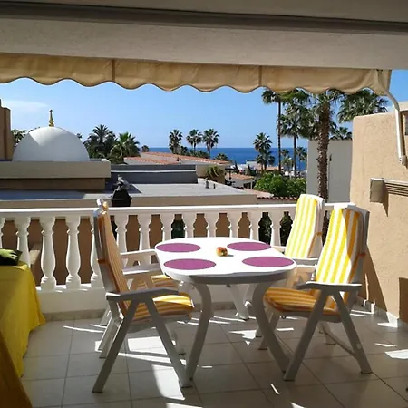 La Statue Apartment